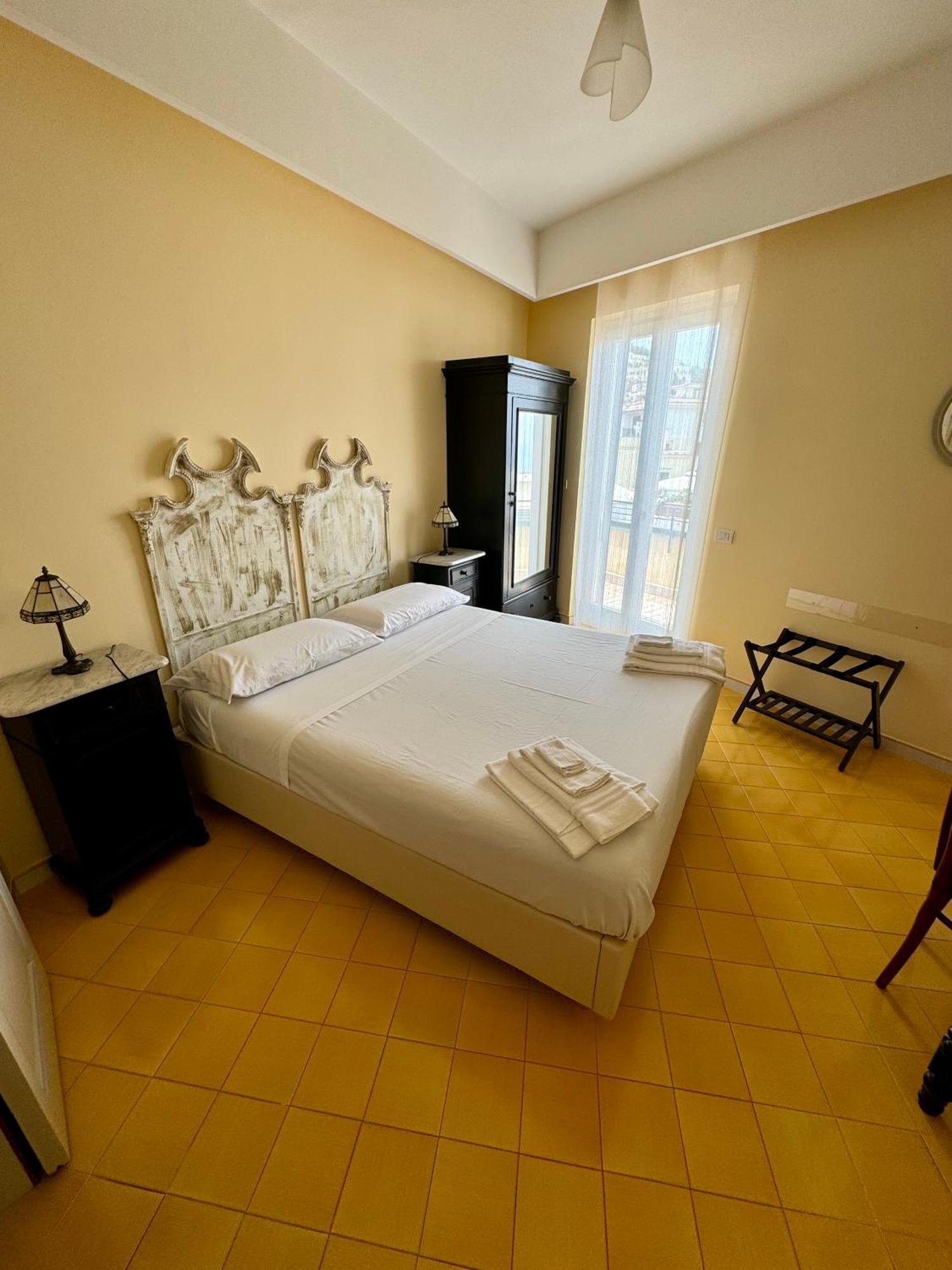 Vesuvio View Bed & Breakfast Vico Equense Eksteriør bilde