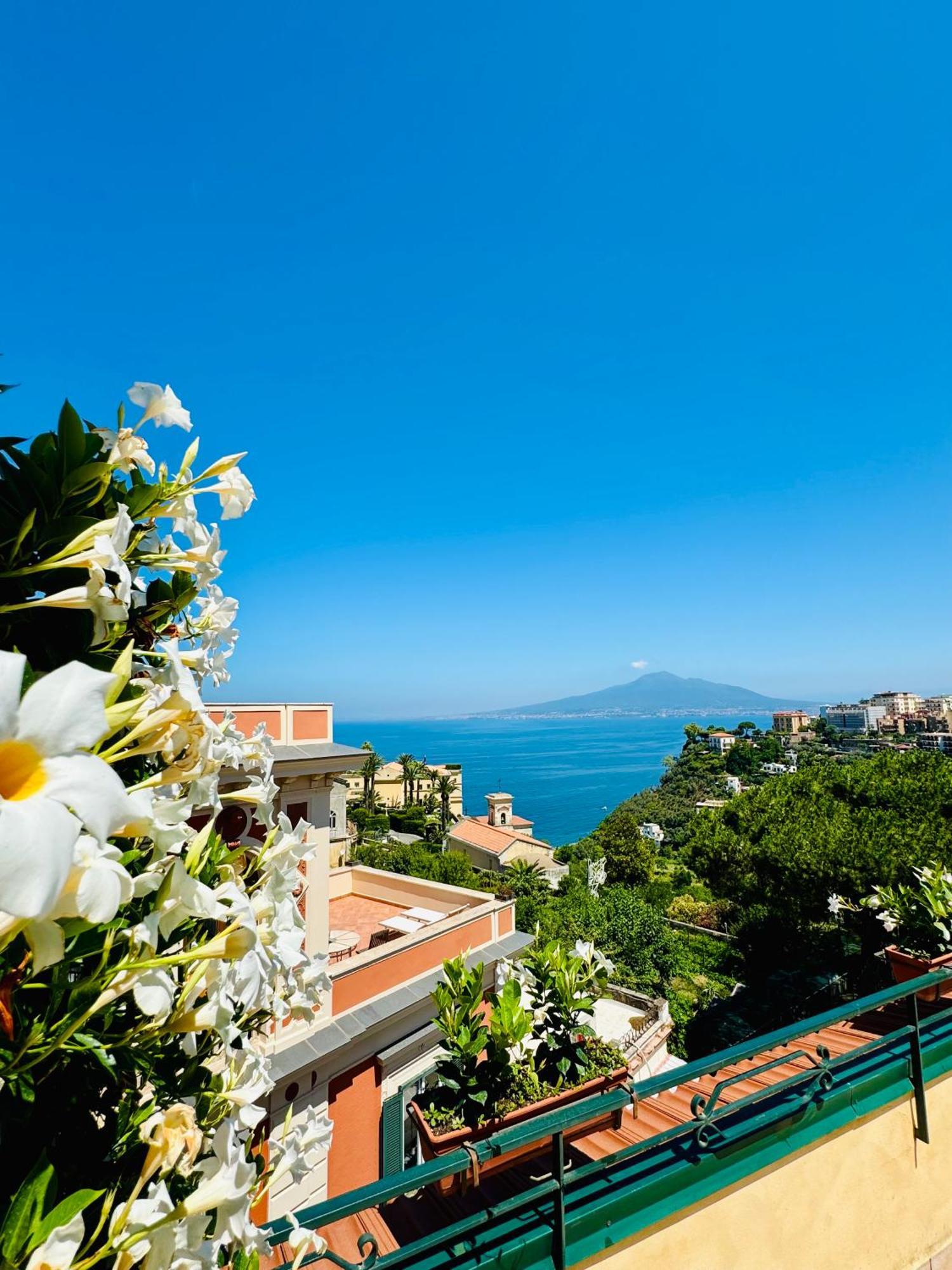 Vesuvio View Bed & Breakfast Vico Equense Eksteriør bilde