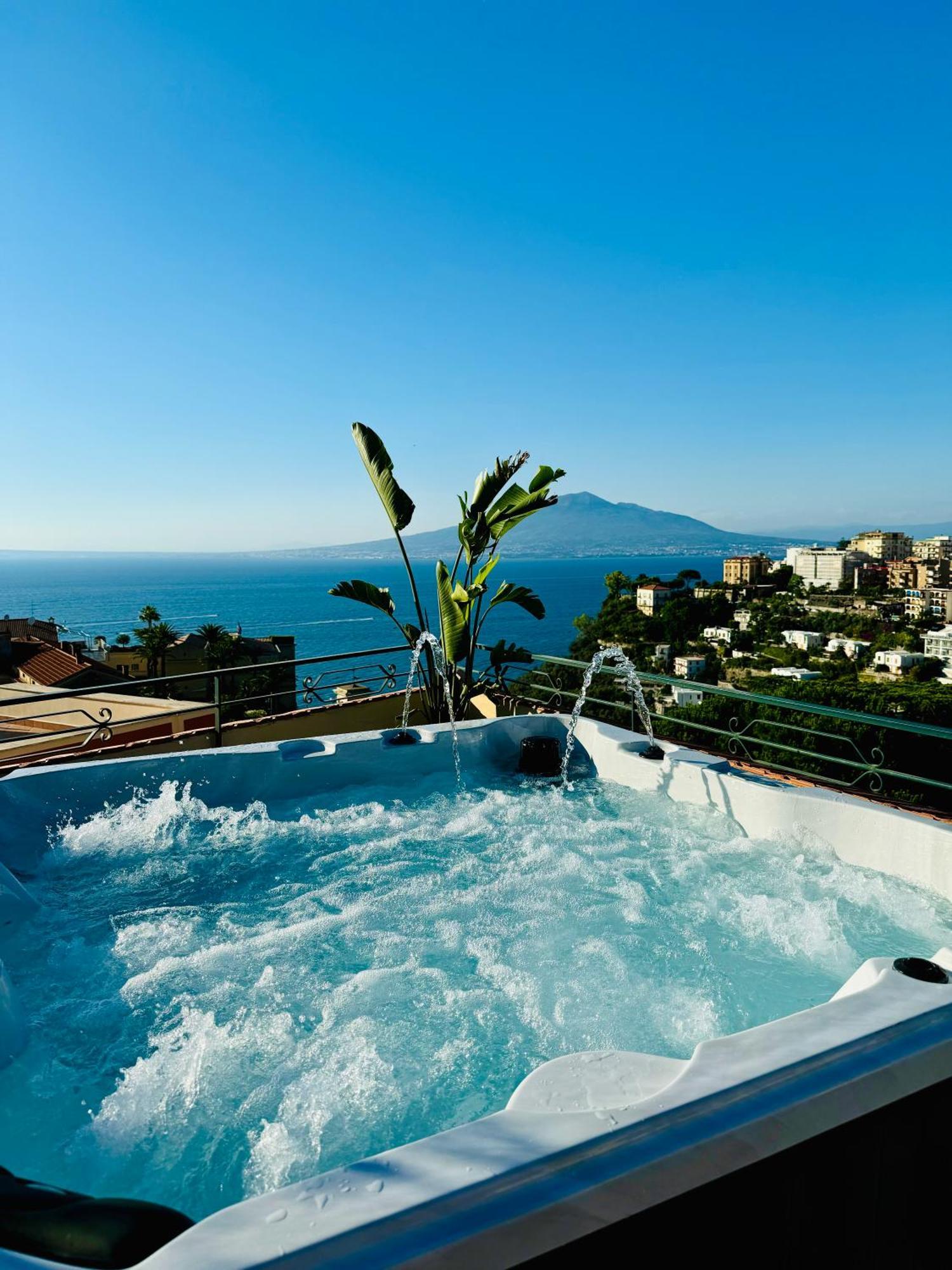 Vesuvio View Bed & Breakfast Vico Equense Eksteriør bilde