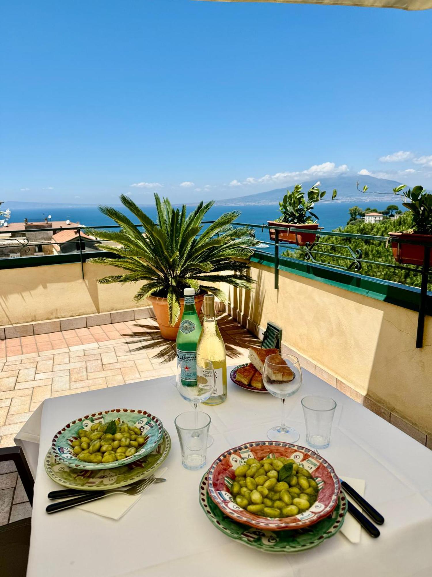 Vesuvio View Bed & Breakfast Vico Equense Eksteriør bilde