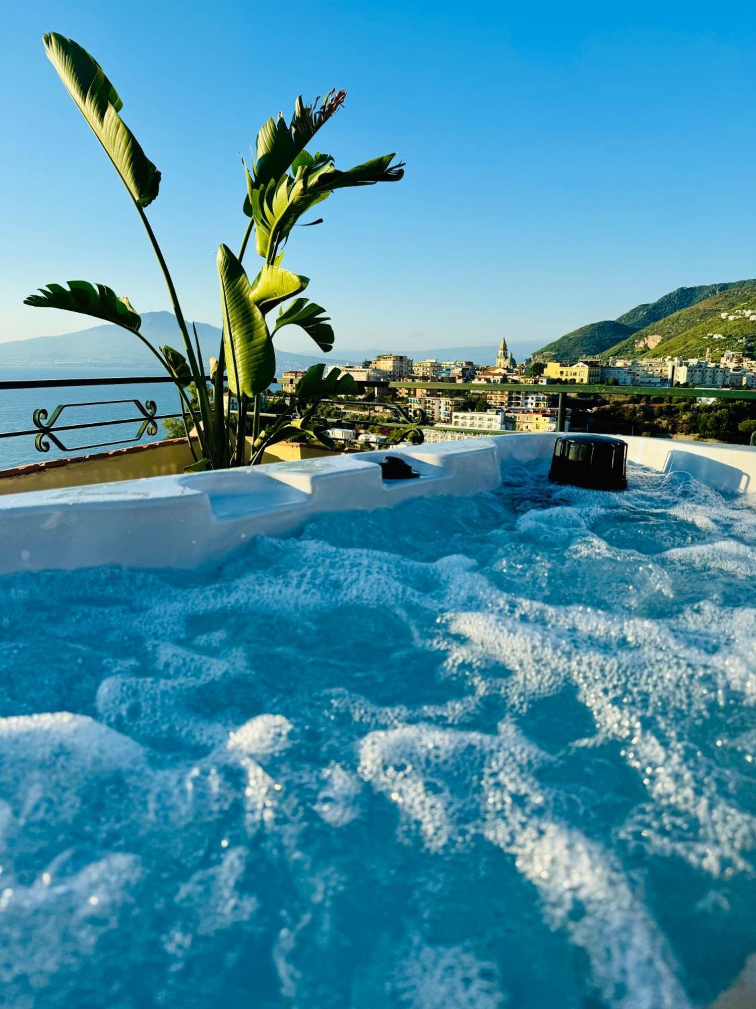 Vesuvio View Bed & Breakfast Vico Equense Eksteriør bilde